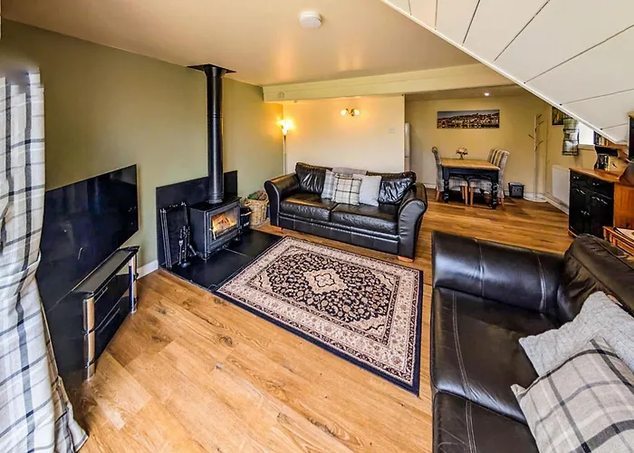 May Cottage * Hackness